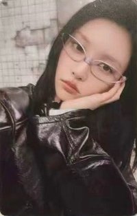 NOT CUTE ANYMORE yzy 1.0 幸運卡 