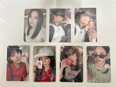 LE SSERAFIM 小卡周邊