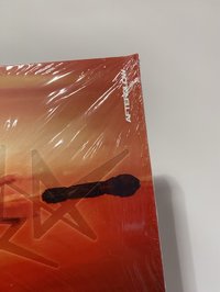 全新未拆單封（邊角有一些壓痕）