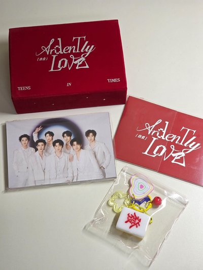 張真源 | 熱愛 特典卡+盒與內容物（無小卡）