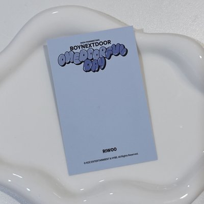 ONEDOORful DAY, 衣服卡 常赫 Riwoo