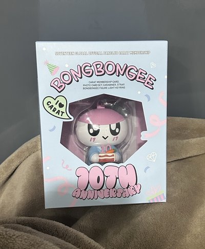 Svt 十週年蹦蹦禮盒 （無卡）