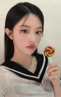 bomb yzy 5.0 幸運卡 