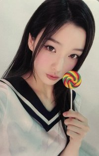 bomb yzy 5.0 幸運卡 