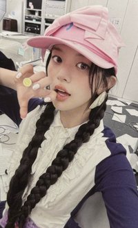 NOT CUTE ANYMORE wm 1.0 幸運卡 