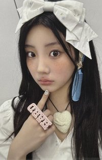 NOT CUTE ANYMORE wvs 快閃店 專輯 特典卡 