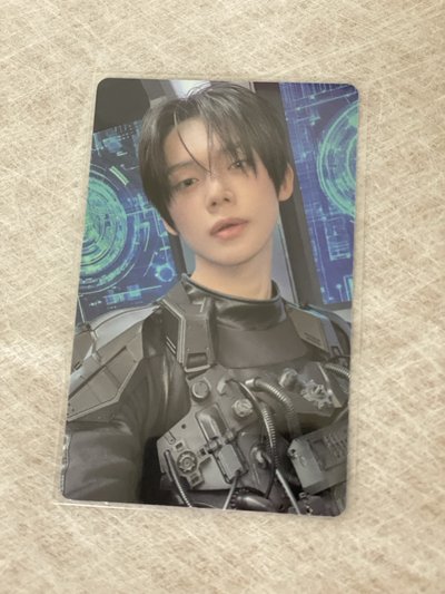 TXT 崔然竣 小卡 特典