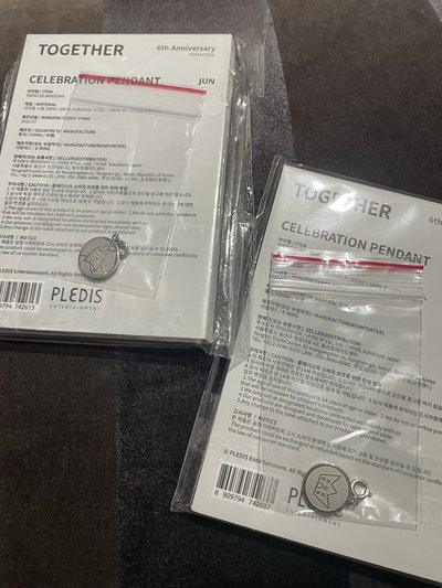 六週年吊墜