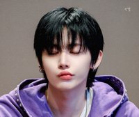 민