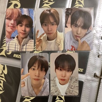 恩奭 sr簽售（中背圖二）