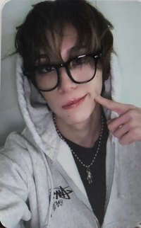 UXLXVE slm 預售 幸運卡 