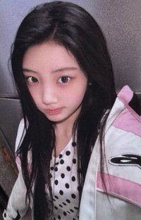 NOT CUTE ANYMORE yzy 1.0 幸運卡 