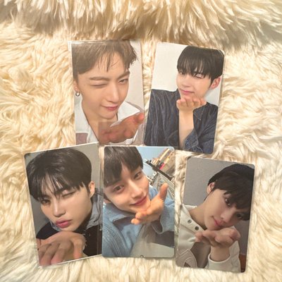 ZB1 ZEROBASEONE Plus Chat 特典卡 眨眼手指