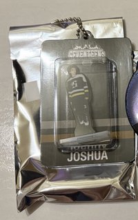 25Home 秀人形吊飾