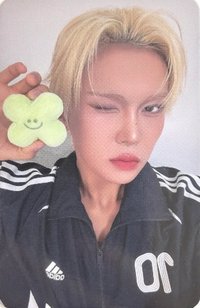 UXLXVE AR 線上1.0 簽售卡 