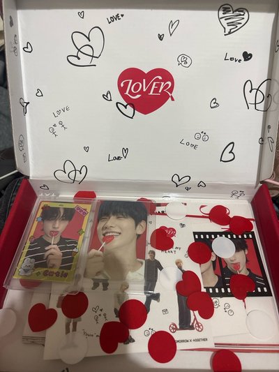 TXT特典圭竣 可直出 買就送圖三、四全專 不挑隨機寄出