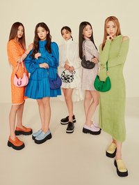 ITZY x CHARLES & KEITH