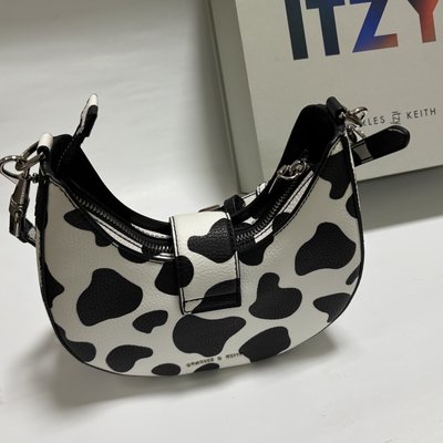 ITZY 小CK 聯名包｜物況佳