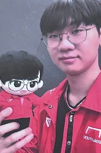 2025 LCK T1 周邊卡 20cm人型娃卡