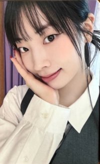 正規四 yzy 幸運卡 