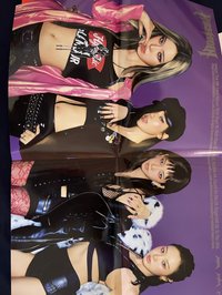 rich man紫色海報