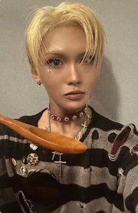 UXLXVE Rising-star 線下3.0 簽售卡 餐桌禮儀