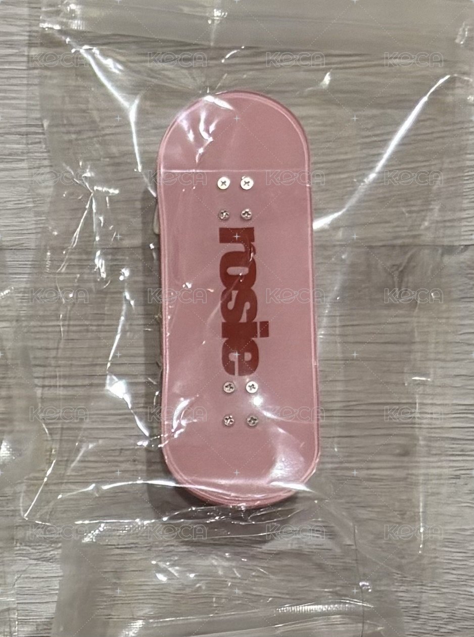 rosie粉色滑板