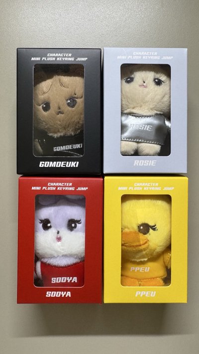  BLACKPINK JUMP 吊飾娃娃