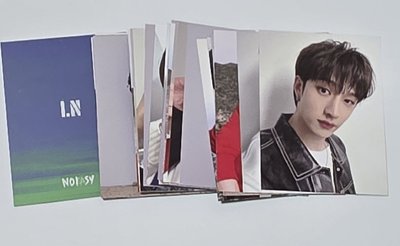 SKZ ｜NOEASY 預購禮大卡組