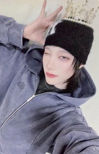 UXLXVE slm 線下6.0 簽售卡 👑