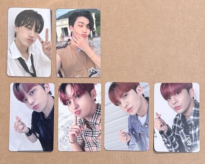 FEVER Part.1 傘鍾小卡