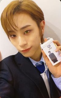 I’mma Be ju 線上2.0 簽售卡 當日著裝/OOTD A