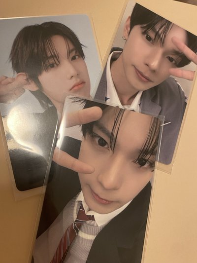 男寶崔立于展覽卡