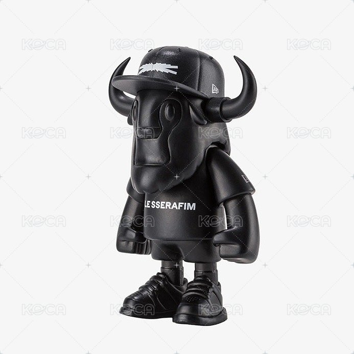 LE SSERAFIM_FFALO FIGURE (BLACK)