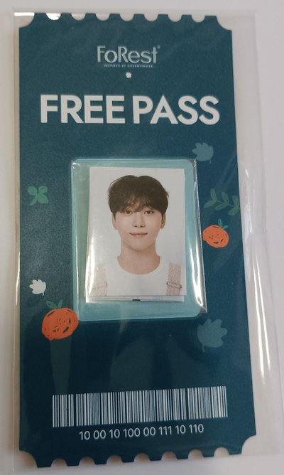 寛代言forest證件照