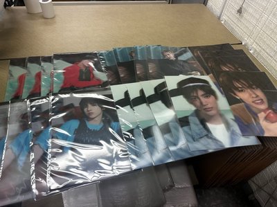 cortis線下快閃店3D海報