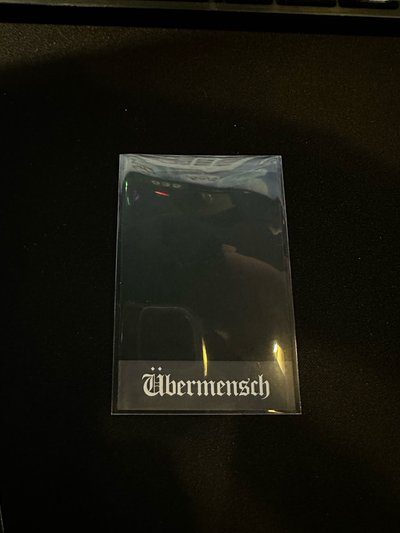 Ubermensch 滿額卡