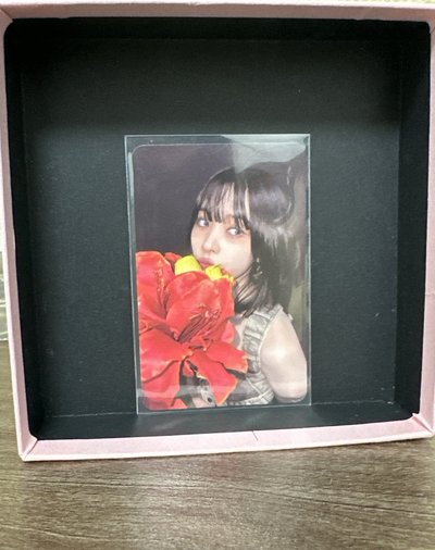 BORN TO BE 專輯卡