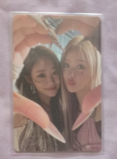 KISS OF LIFE 專卡區