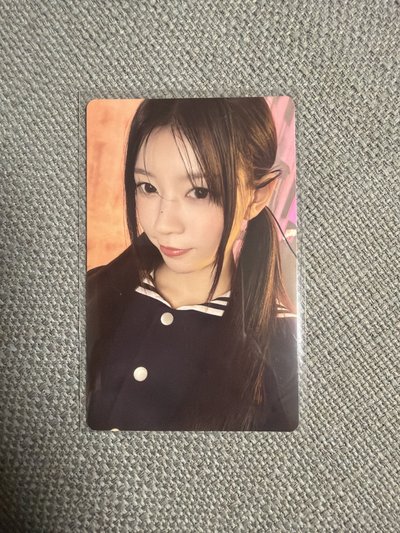 bomb 專輯卡 ver.magic bomb (Moka)