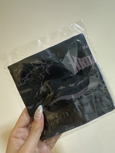 Rich Man 快閃 黑色aespa印花方巾