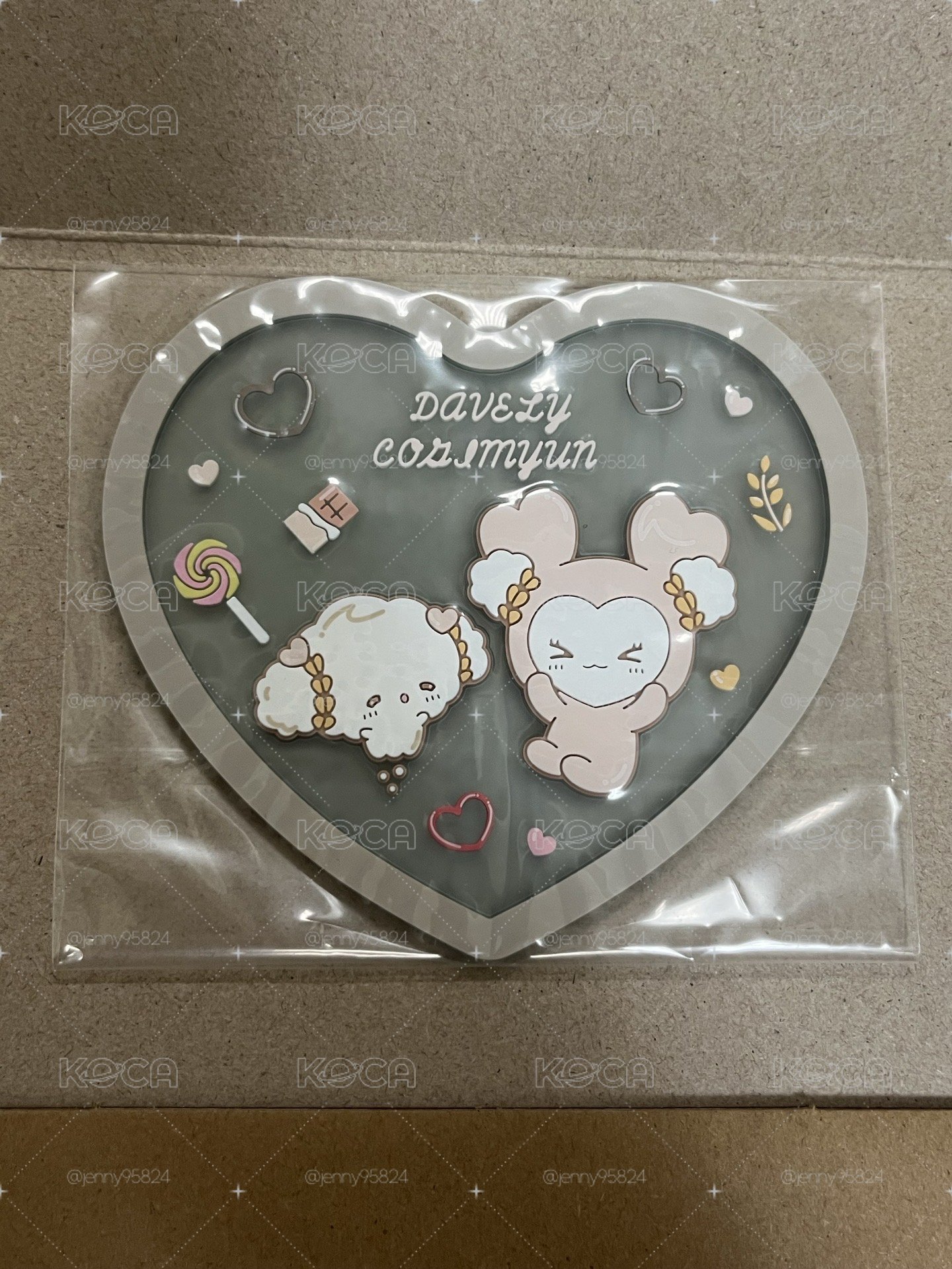TWICE 三麗鷗聯名杯墊