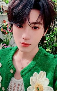 25‘宋亞軒生日 周邊卡 普卡