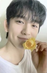 Chapter 0: WITH Me 專輯卡 拿花