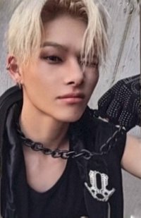 迷六 yzy 視簽5.0 簽售卡 