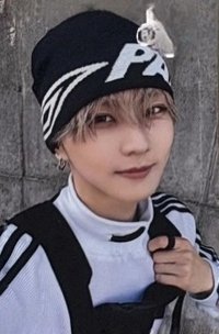 迷六 yzy 視簽5.0 簽售卡 