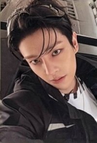 迷六 yzy 視簽5.0 簽售卡 