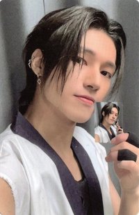 Will target 特典卡 Selfie in Selfie ver.