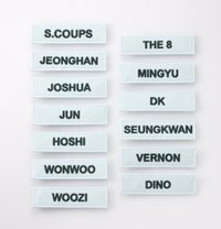 RIGHT HERE 別針襟章 姓名布章吊飾組