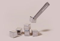 迷六 yzy 中國限定 不鏽鋼冰塊 